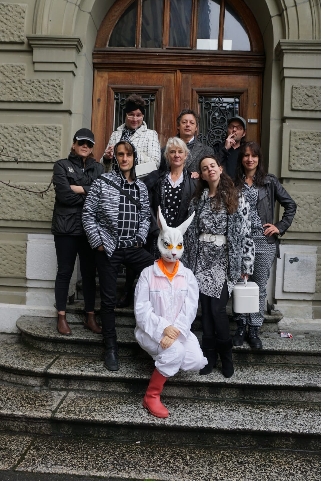 Hase-Hase cast and crew